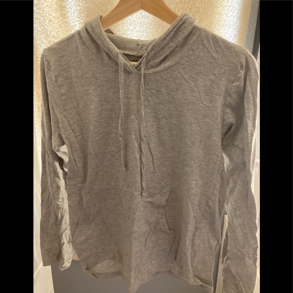 Plain gray comfy sweater!
